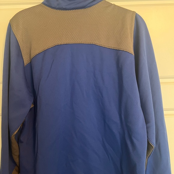 2 Men’s Size Medium Athletic Long Sleeve sweatshirts. Nike and XPBX. FREE SHIP - Picture 11 of 12